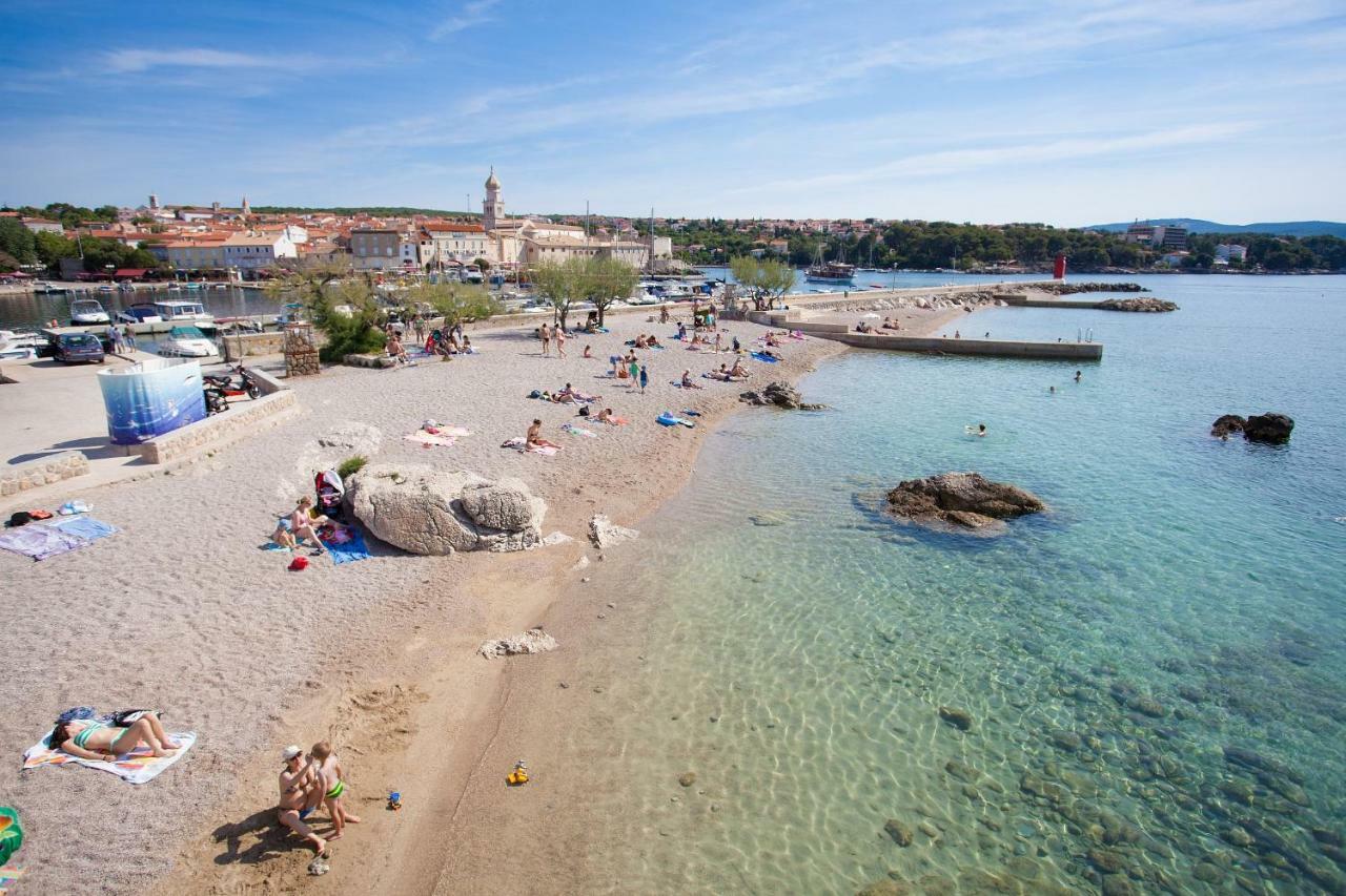 Rooms Miramare Krk Town Bagian luar foto