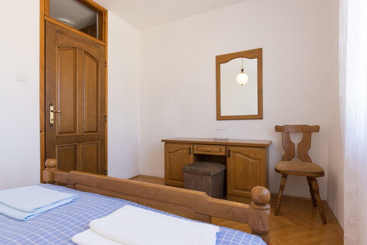 Rooms Miramare Krk Town Bagian luar foto